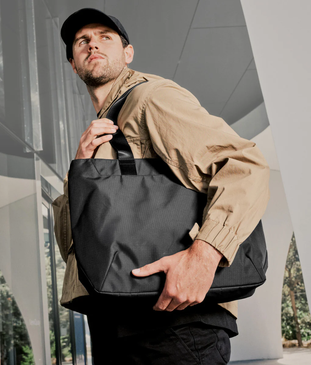 Elements Tote (M) - Image 41