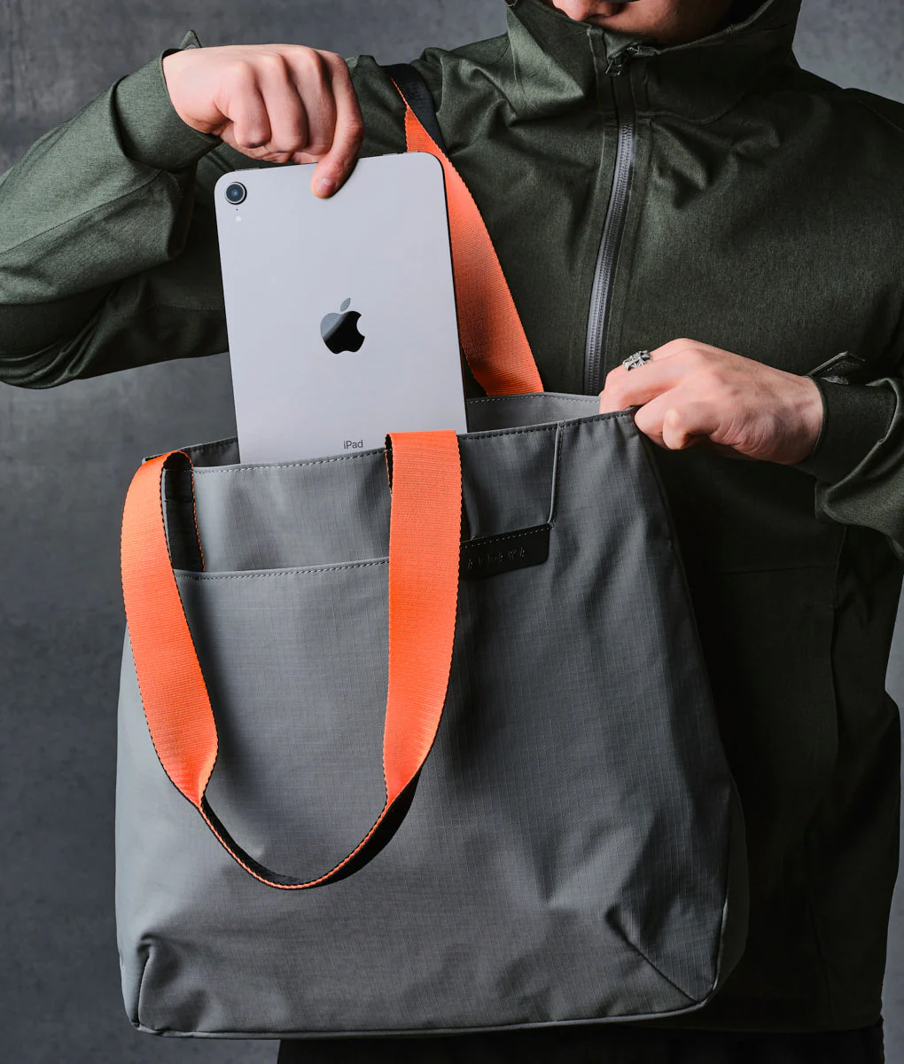 Elements Tote (M) - Image 95