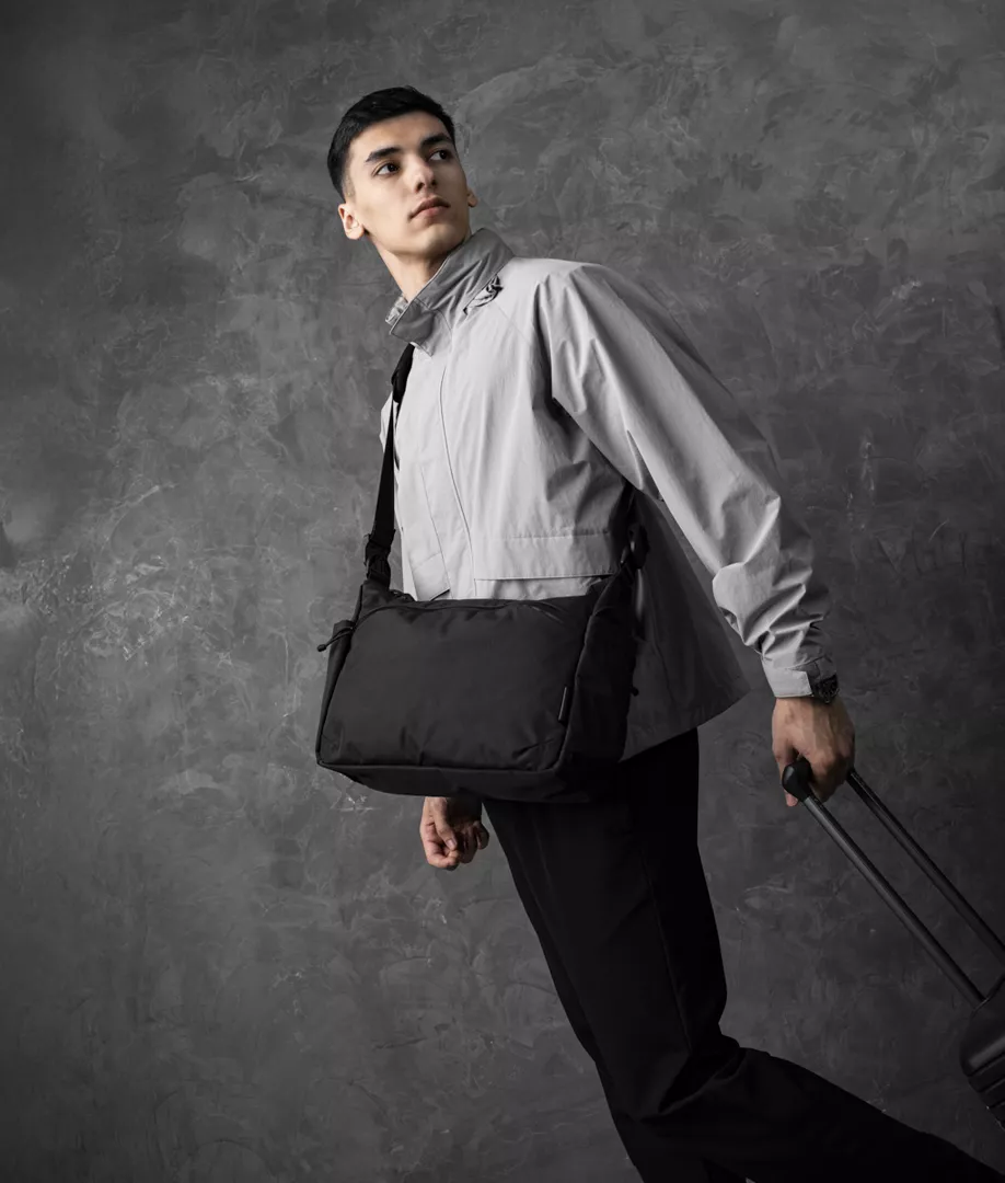 Flight Satchel - Image 2