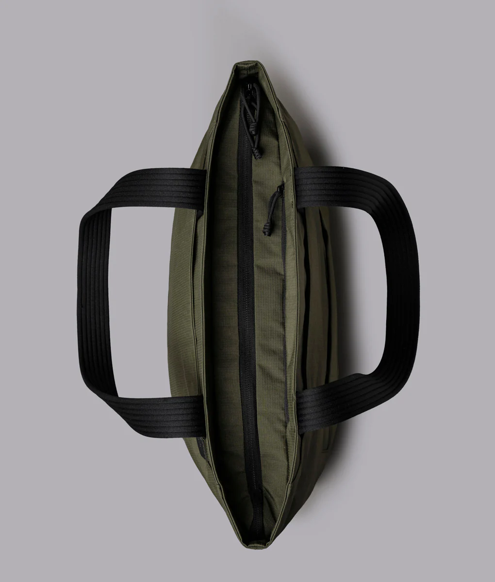 Flight Tote (L) - Image 47