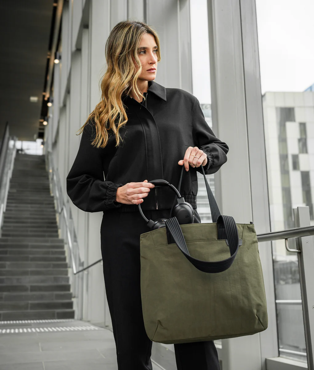 Flight Tote (M) - Image 48