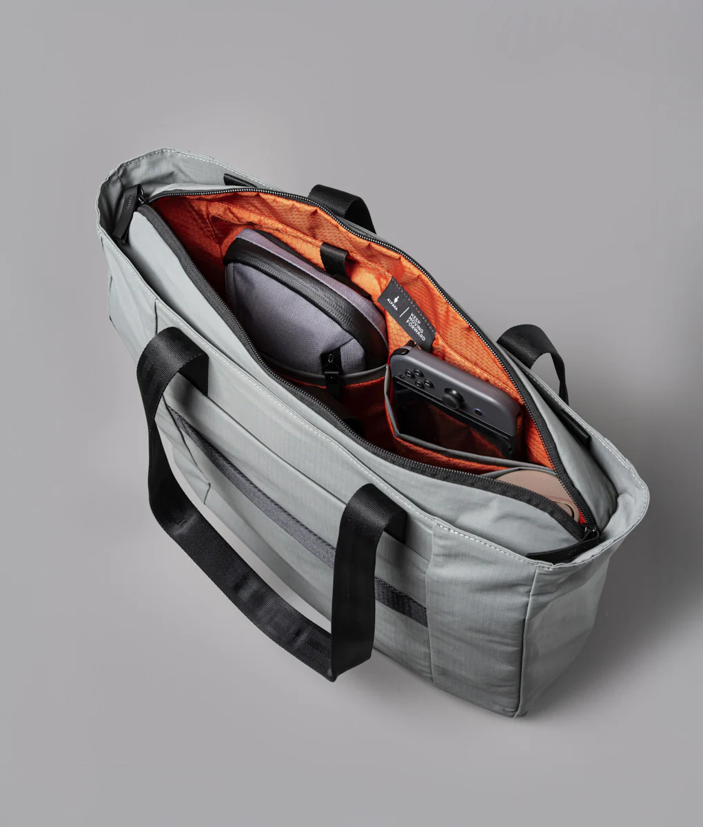 Metro Tote - Image 46